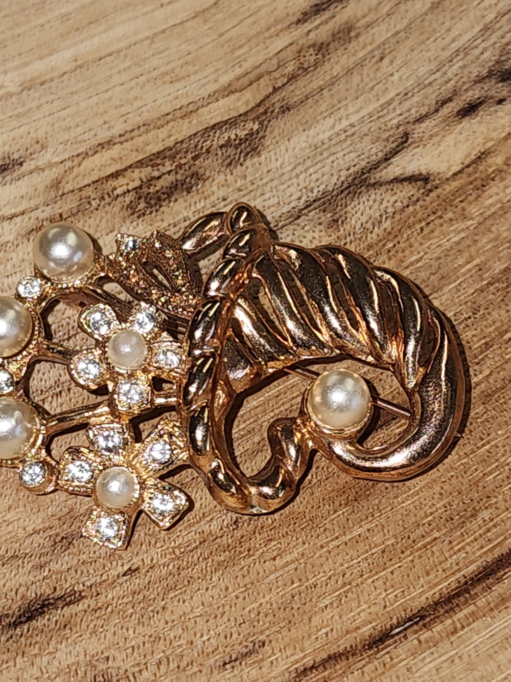 Vintage Horn Of Plentt Pearl & Crystal Brooch